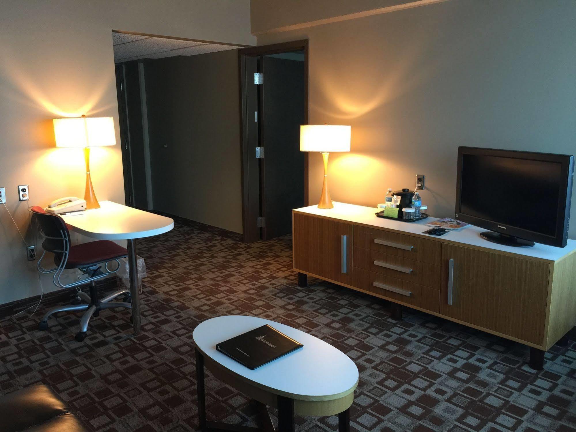 State House Inn, Trademark Collection By Wyndham Springfield Esterno foto